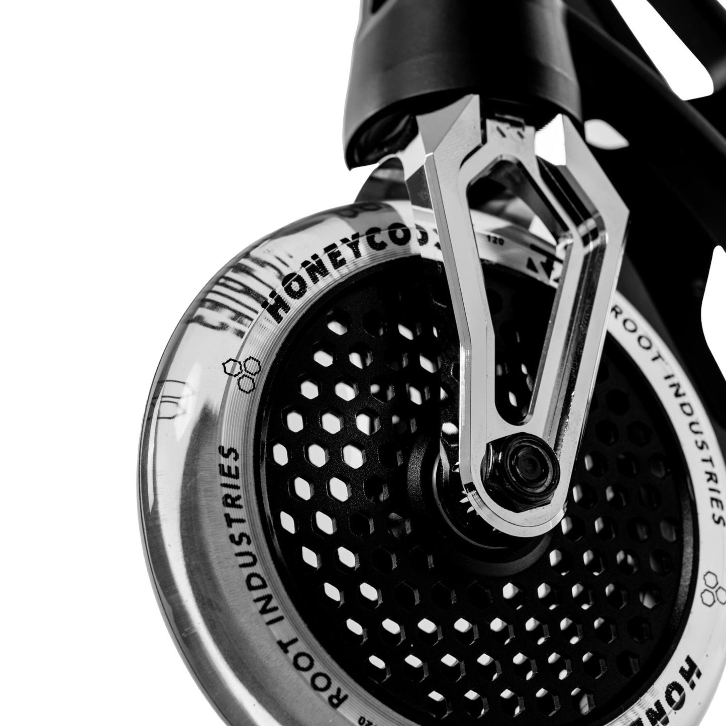 Invictus v3 Scooter - Black Mirror