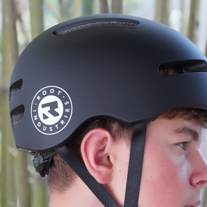 The Edge Pro Helmet - Black/White