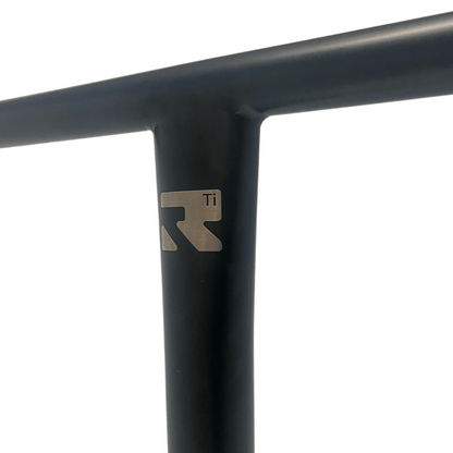 AIR Titanium 690mm T-Bar - Black