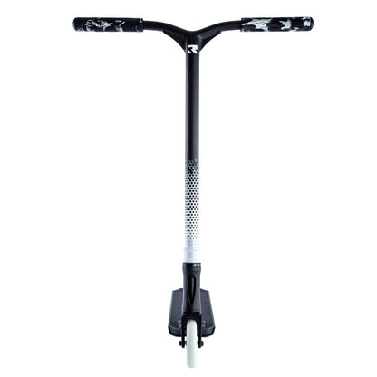 Invictus v2 Scooter - Black/White - Ex-Photoshoot